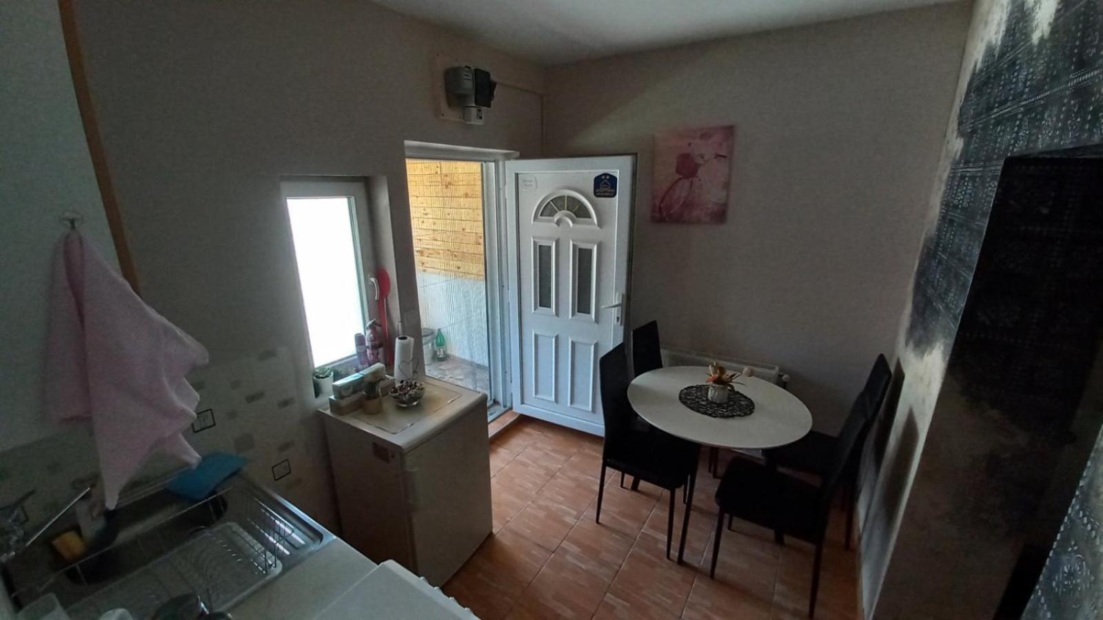 Apartman Ivona Ovcar Banja Exterior foto
